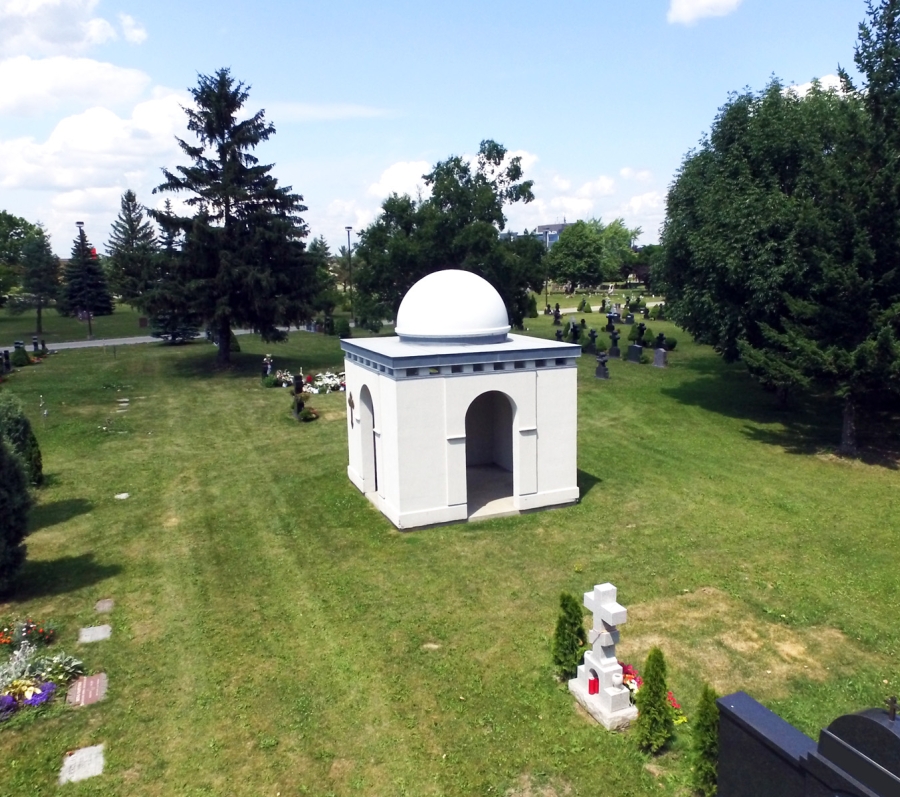  Elgin Mills Cemetery grounds