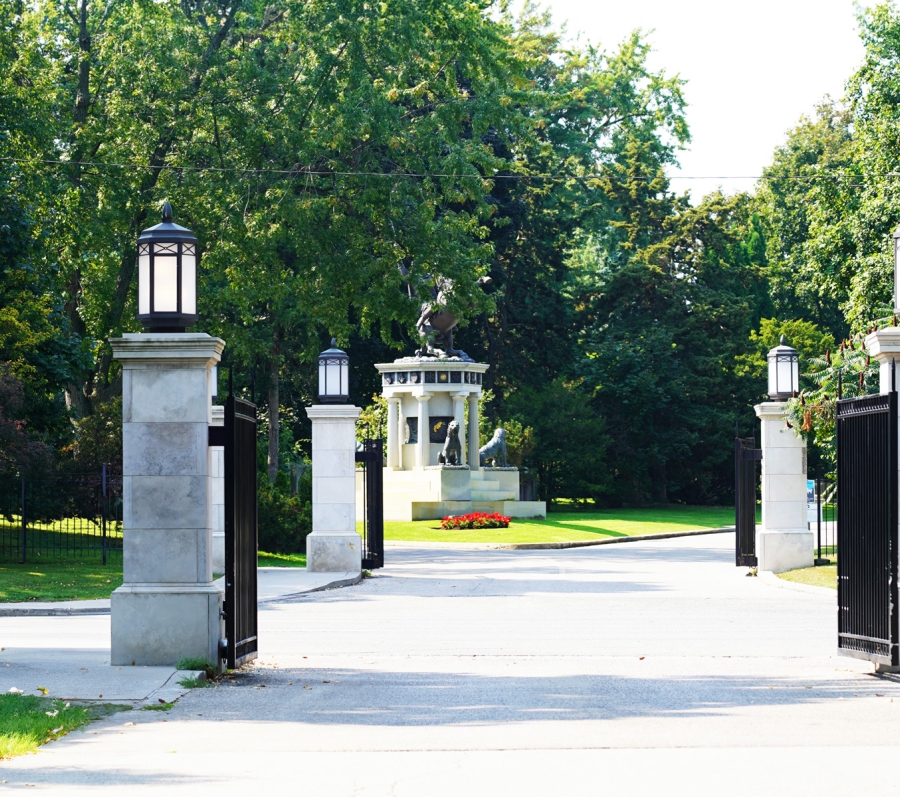 Mount Pleasant gates