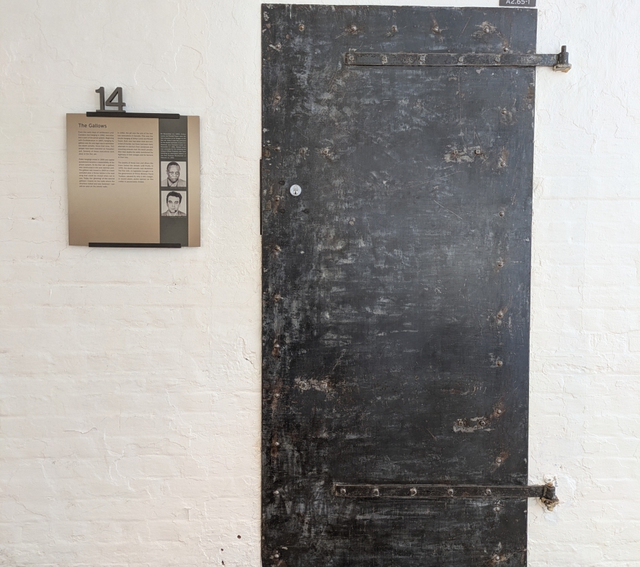 gallows of the Don Jail with plaque