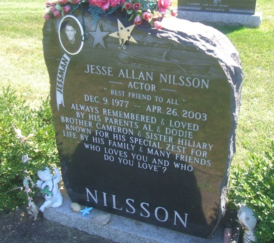 gravestone