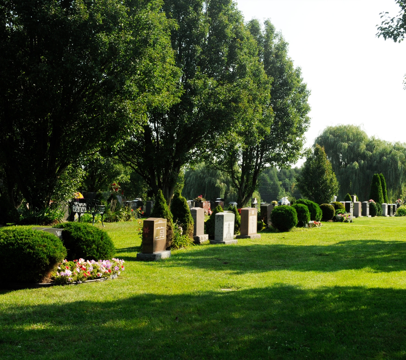 graves at Thornton Cemetery