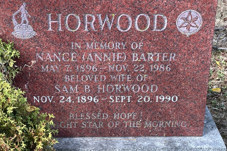 grave marker of annie horwood