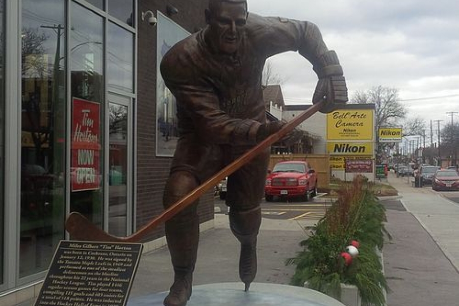 a statue of Tim Horton