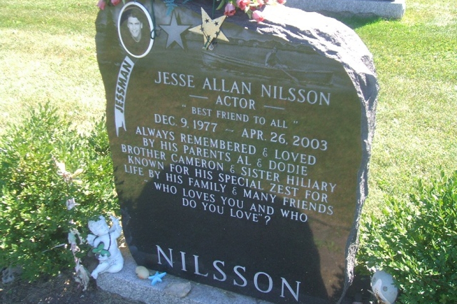gravestone